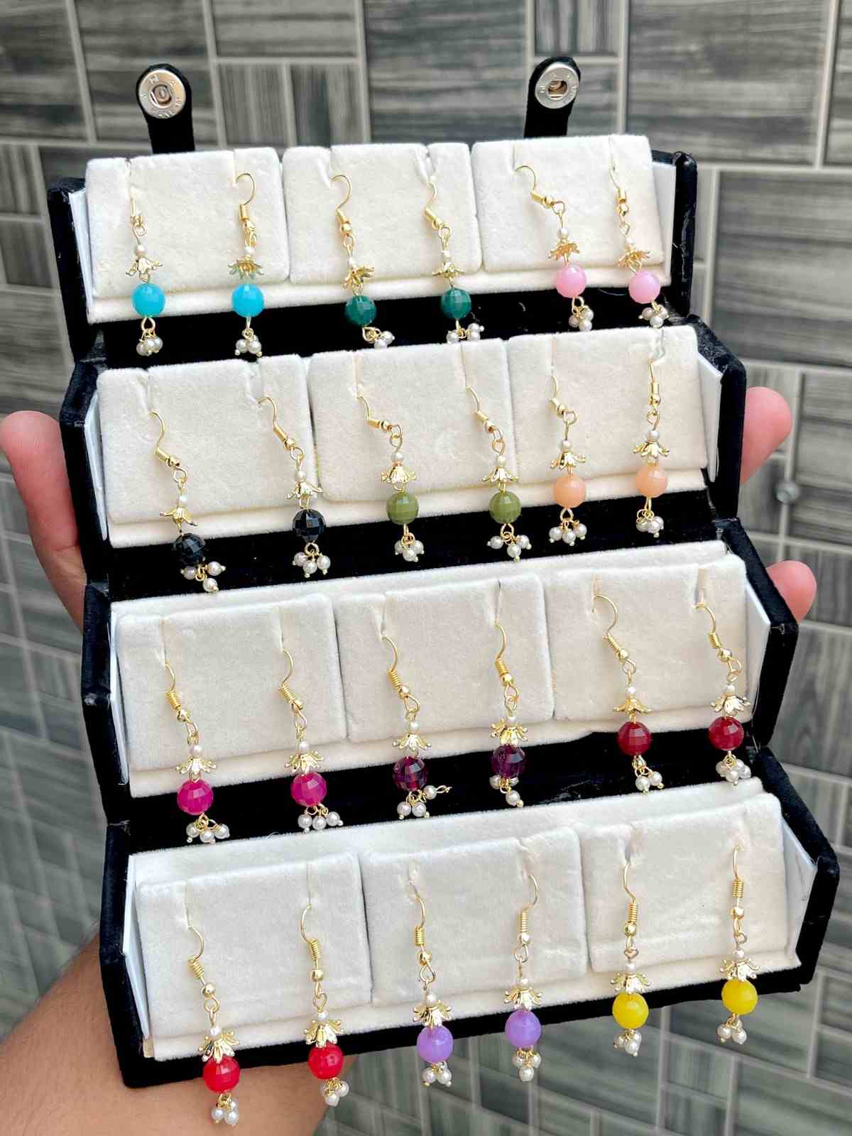 Beautiful Premium Quality 12 Pairs Grapes Earrings Pack... Box K Sath ayga....